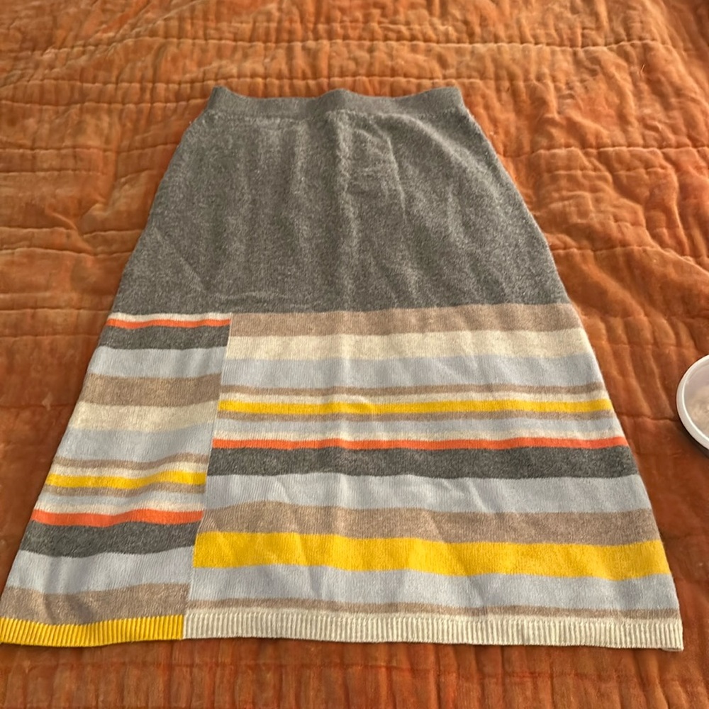 Beautiful Anthropologie sweater skirt